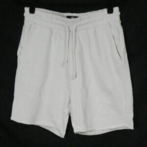 H&M - Regular Fit | medium | White Sweat Shorts